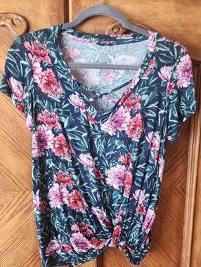 Babeau Floral V-Neck Knot Front Top - Pink/Green S